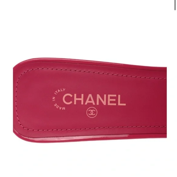 CHANEL calfskin CC mules - Picture 11 of 11